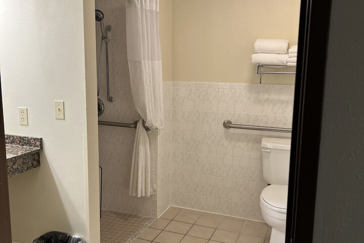 Room 16 of 50