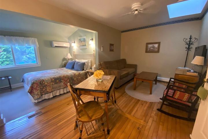 Room 6 of 42