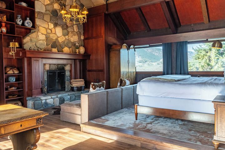 Casia Lodge and Ranch