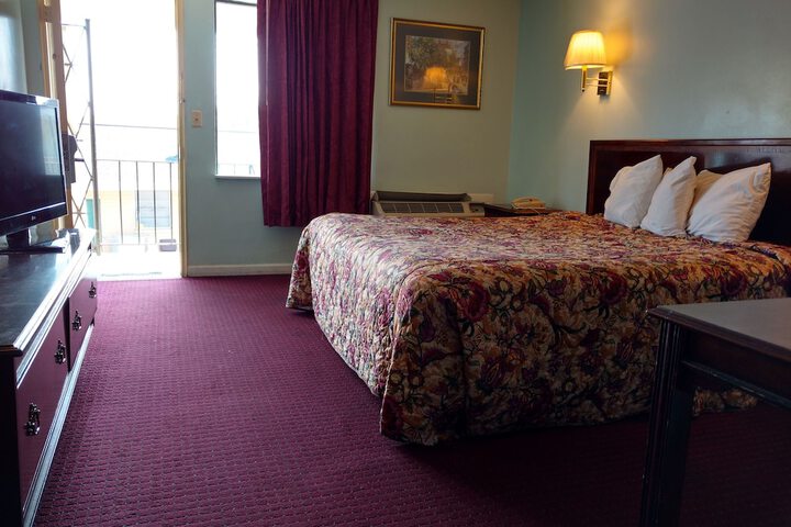 Room 7 of 41