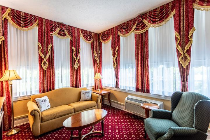 Room 39 of 60