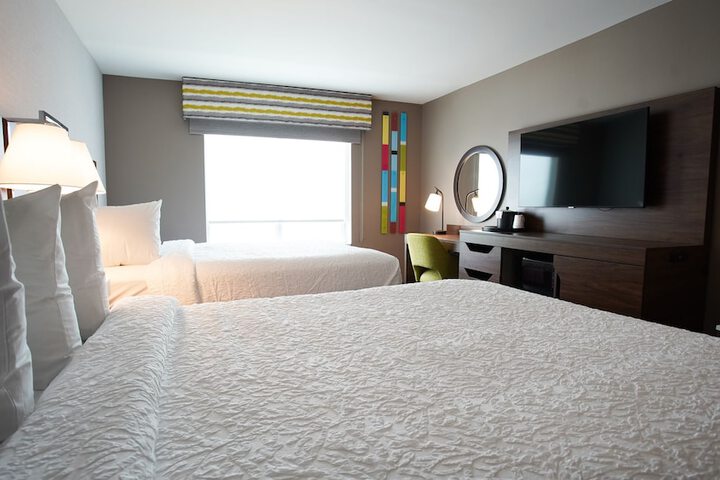 Room 21 of 37