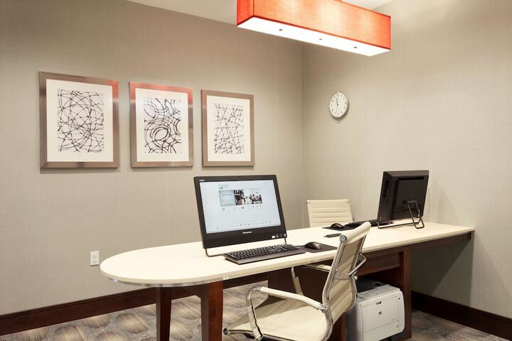 Business Center 34 of 35