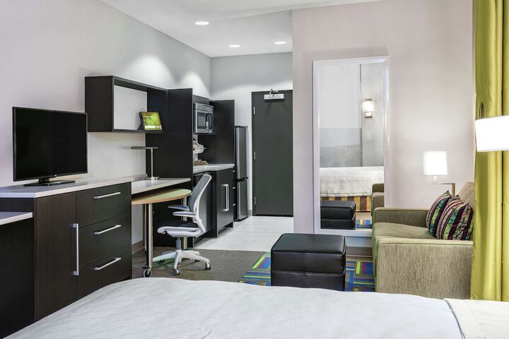 Room 26 of 39