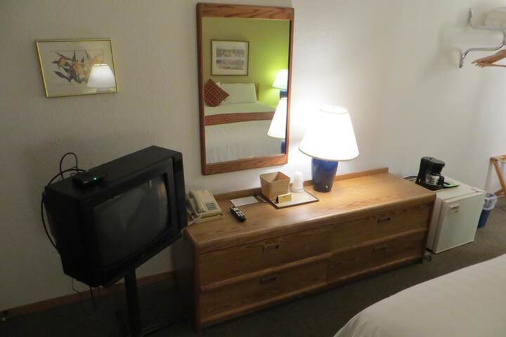 Room 15 of 34