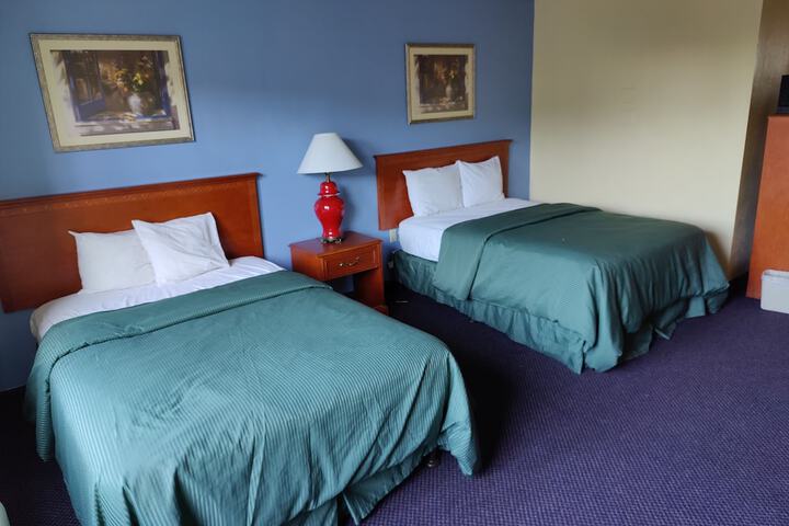 Room 21 of 33