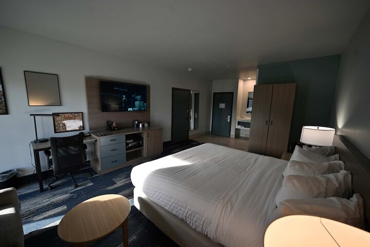 Room 40 of 75