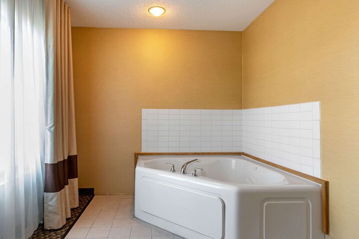 Room 20 of 31
