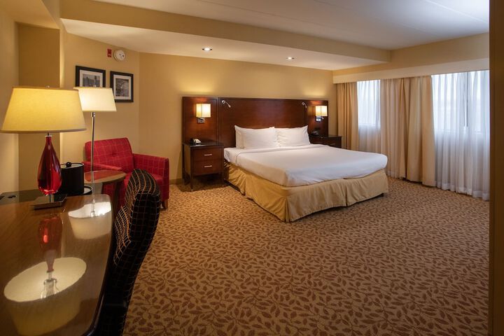 Room 25 of 34