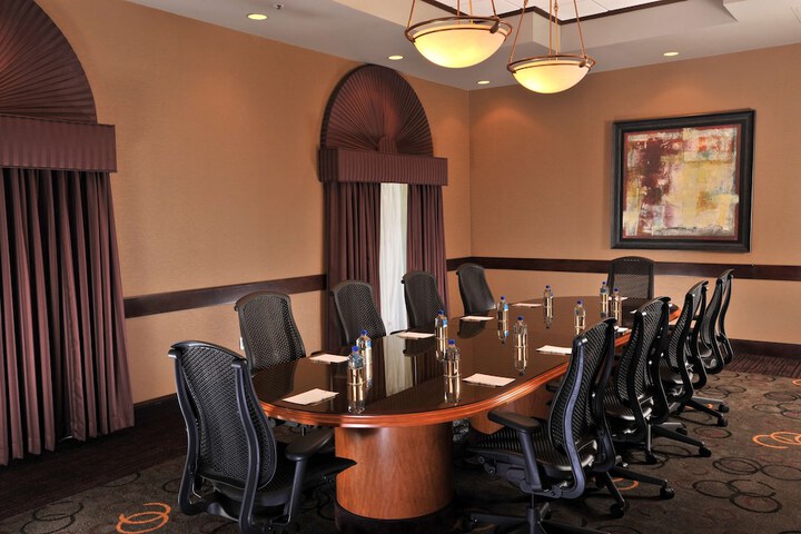 Embassy Suites Hotel Des Moines Downtown