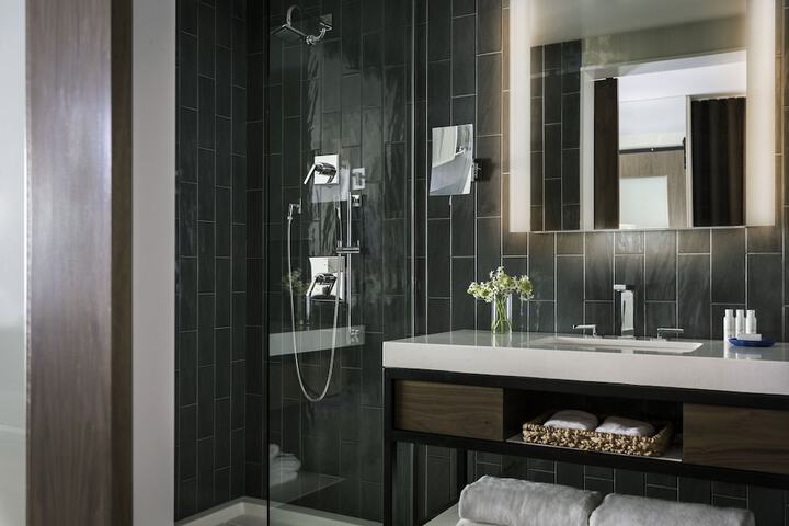 Kimpton Rowan Palm Springs Hotel by IHG