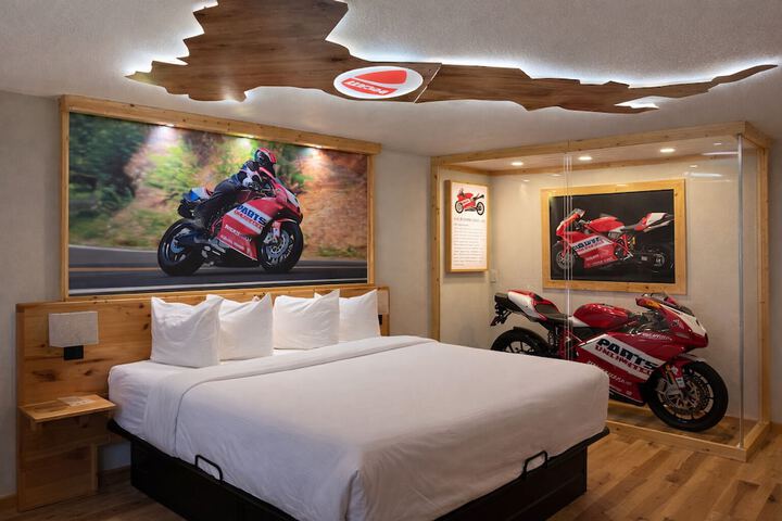 Motorcycle Inn