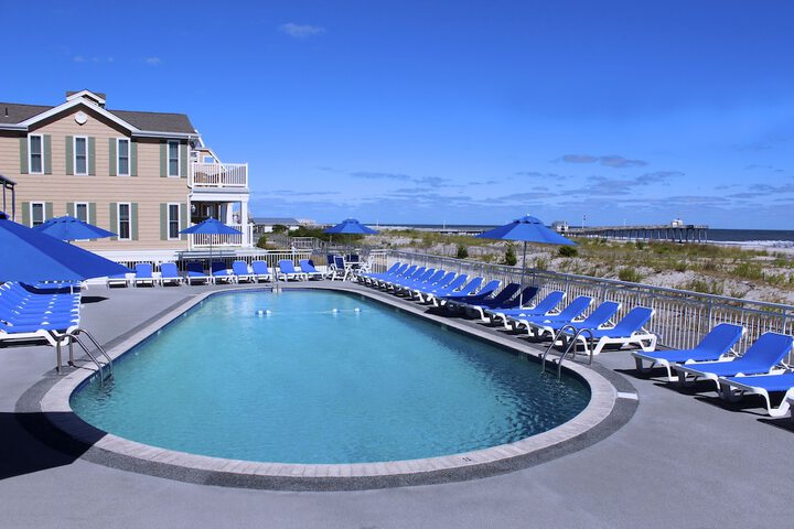 Port-O-Call Hotel