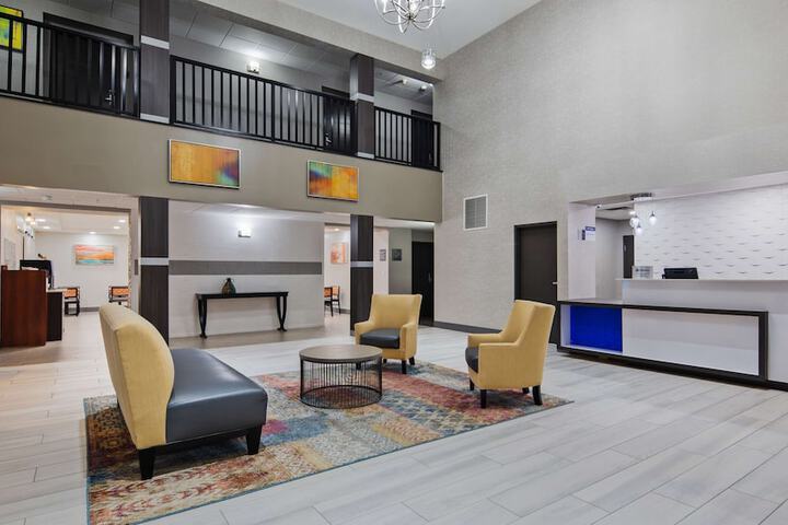 Hotel Interior 4 of 20