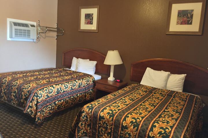 Room 17 of 24