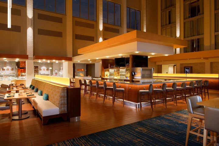 DoubleTree by Hilton Pittsburgh - Cranberry