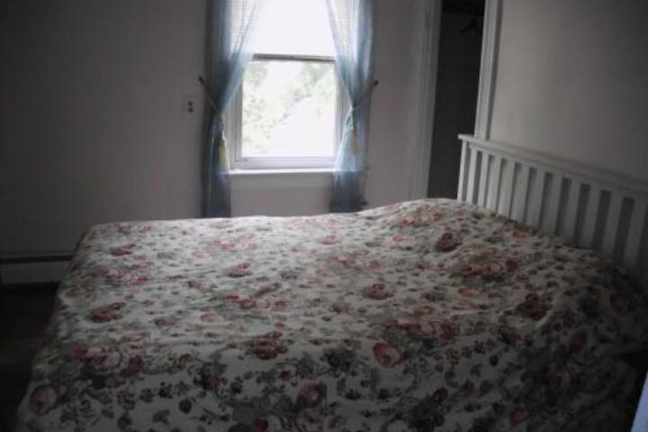 Pleasant Valley Apartment