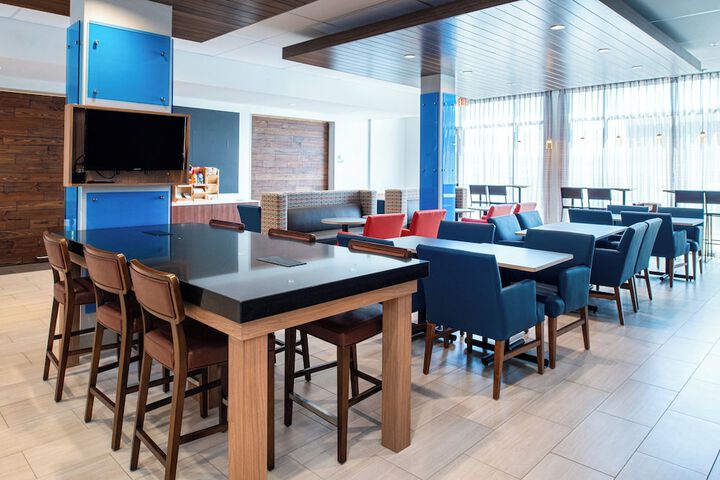 Holiday Inn Express & Suites Elko by IHG