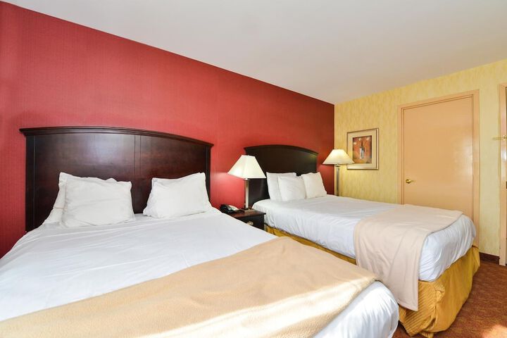 Room 13 of 20