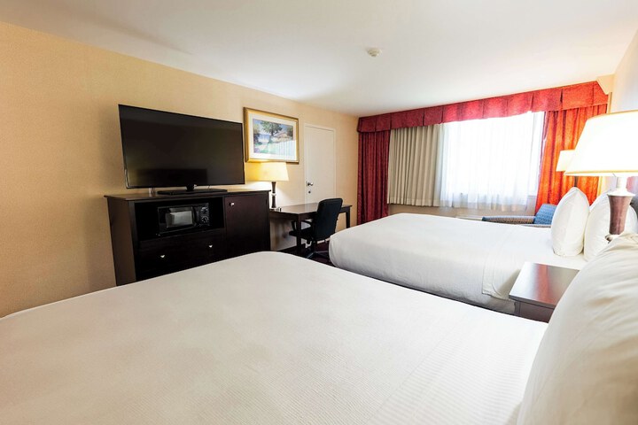 Room 40 of 113