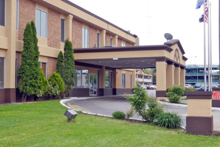 Hotel 4 of 32