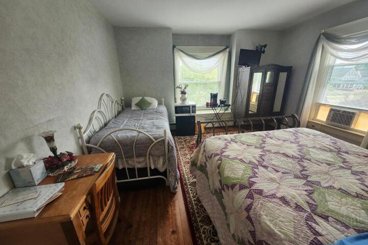 The White Birch Inn