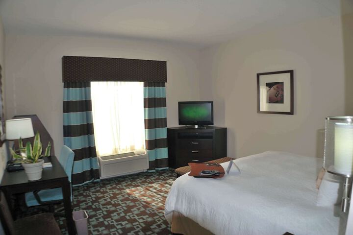 Room 25 of 54