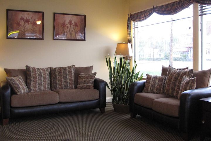 Mt Madison Inn & Suites