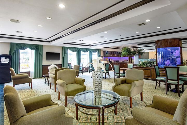 Hotel Interior 11 of 32