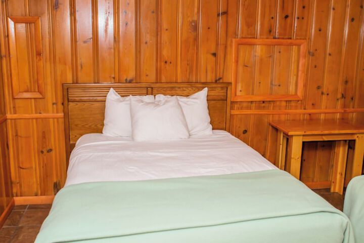 Montauk Lodge