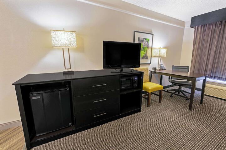 Room 18 of 39