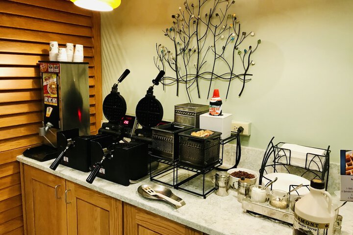 Best Western Plus Waterbury - Stowe