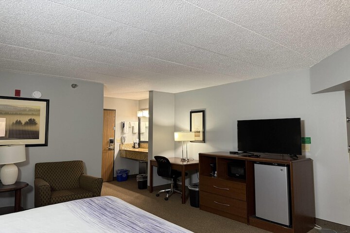AmericInn by Wyndham Sioux Falls