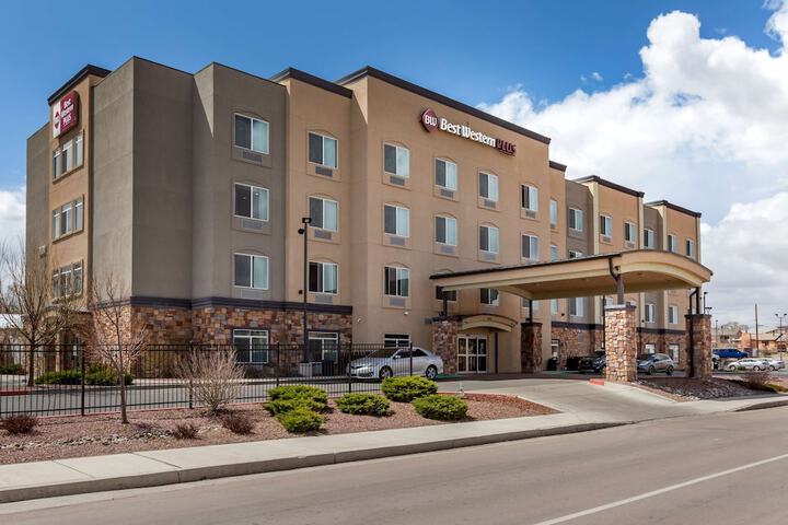 Hotel 6 of 45