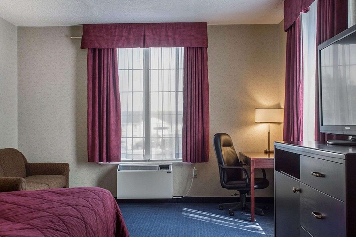 Room 20 of 39