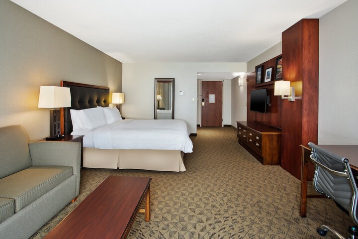 Holiday Inn University Plaza-Bowling Green by IHG