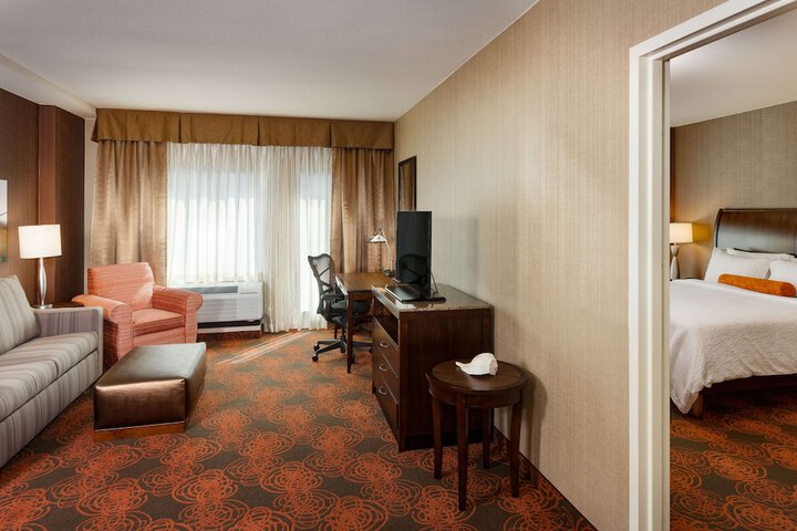 Room 15 of 53