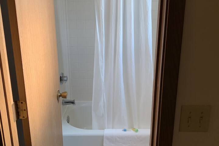Room 14 of 18