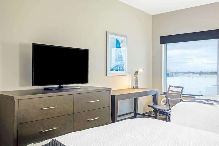 Room 18 of 30