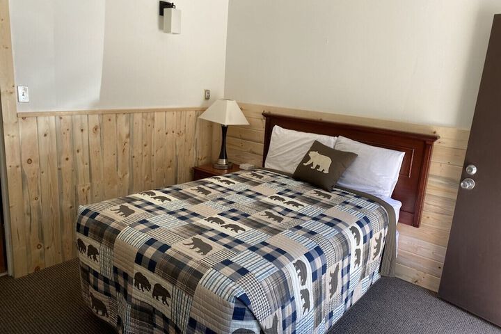 Room 10 of 41