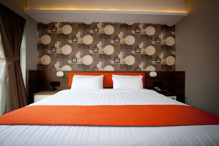Room 37 of 43