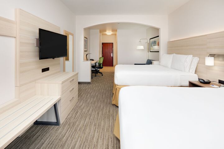 Room 11 of 31