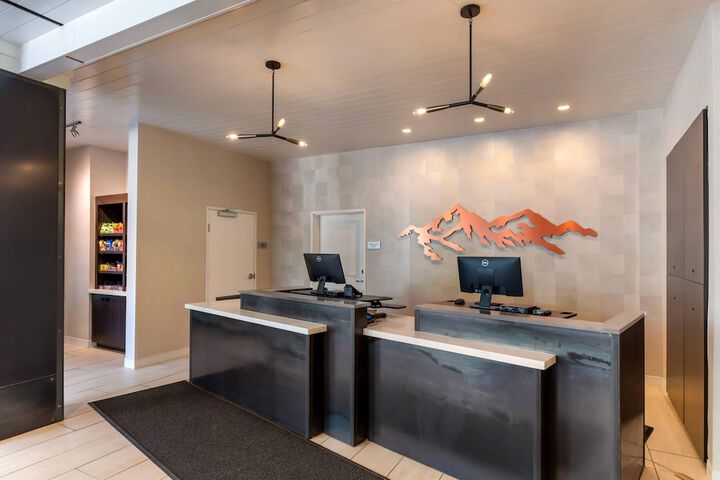 Cambria Hotel Copper Mountain