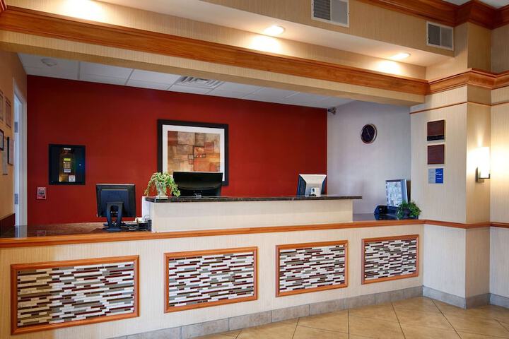Hotel Interior 6 of 19