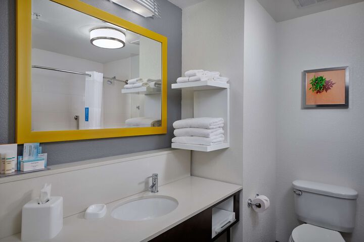 Room 5 of 21