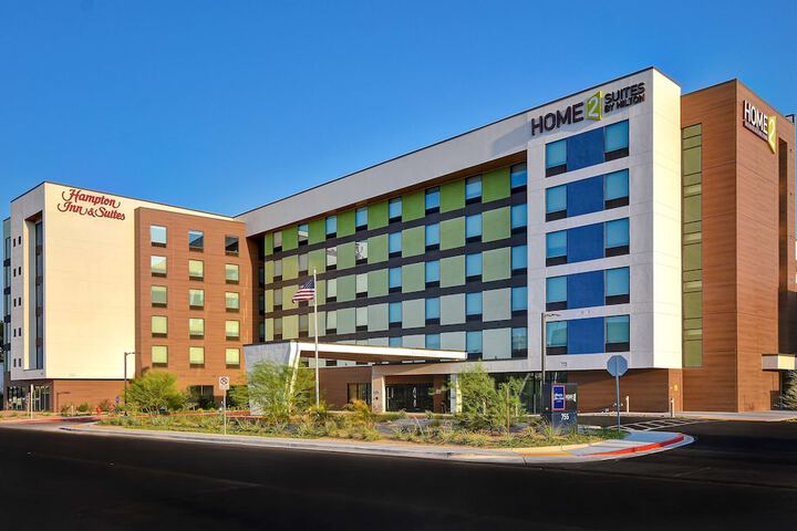 Hotel 4 of 32
