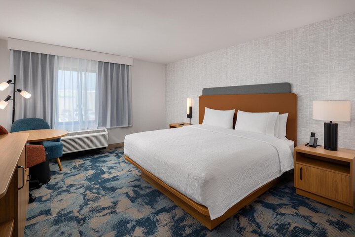 Hampton Inn & Suites by Hilton San Diego SeaWorld Near Old Town