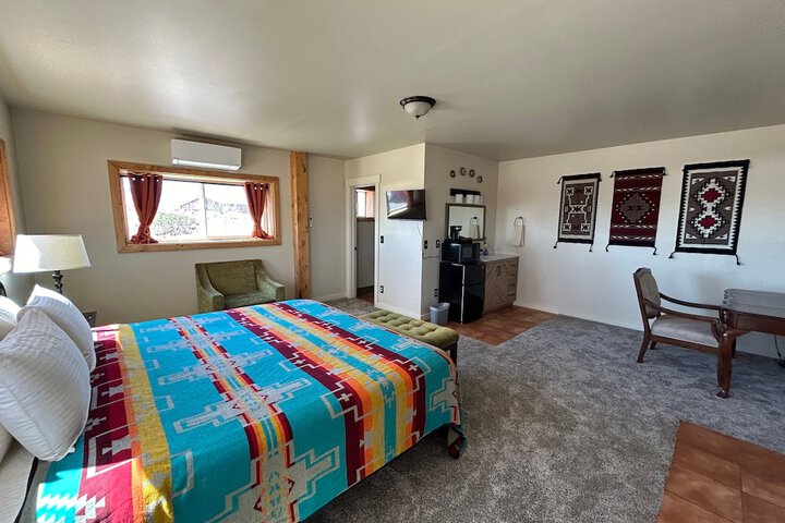 Room 27 of 54