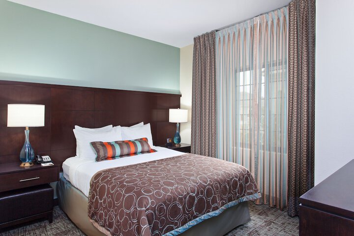 Staybridge Suites Lake Forest by IHG