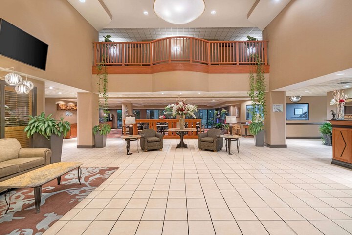 Hotel Interior 3 of 16